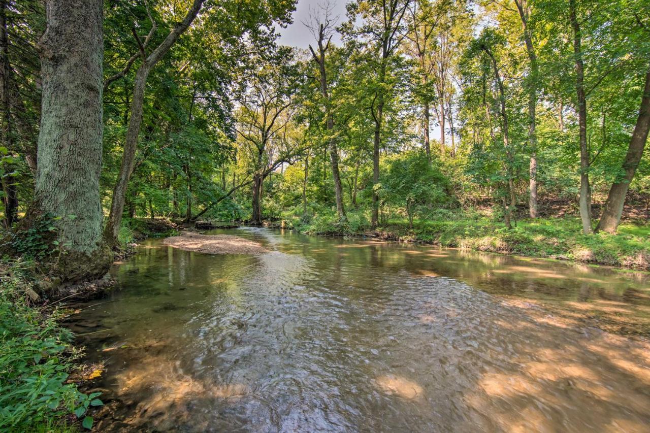 Lovely Reading Home With Large Yard On 7 Acres! Exterior photo